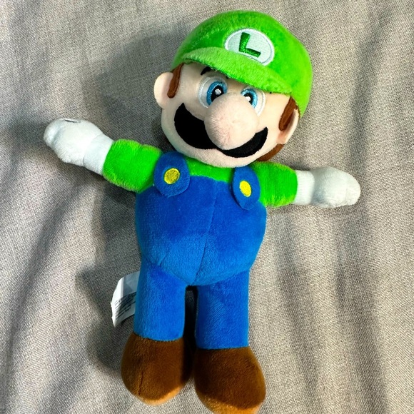 Super Mario Luigi 9” Plush Doll Stuffed - Picture 1 of 6